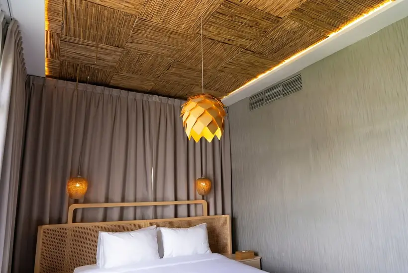 Jungle-themed master bedroom